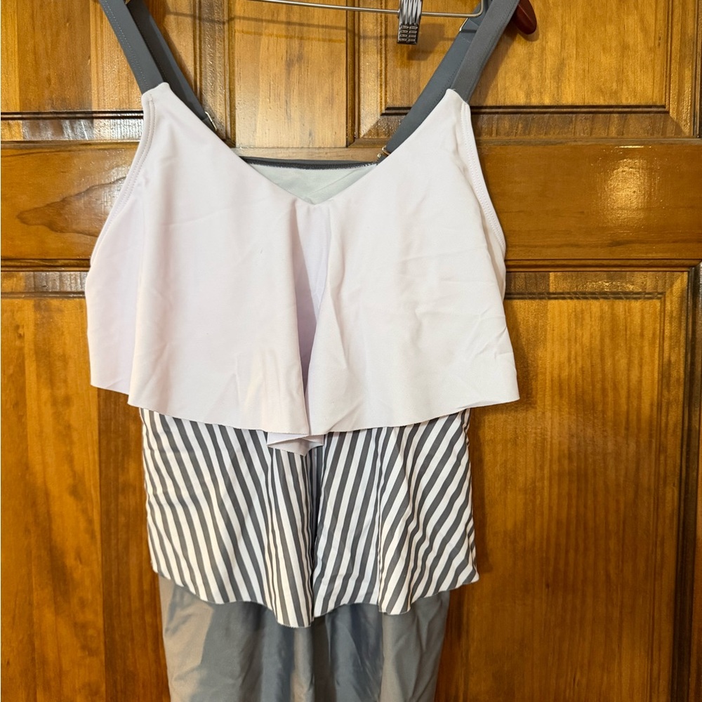 Striped Gray and White Ruffled Swimsuit Top Size L, Bottom Size M